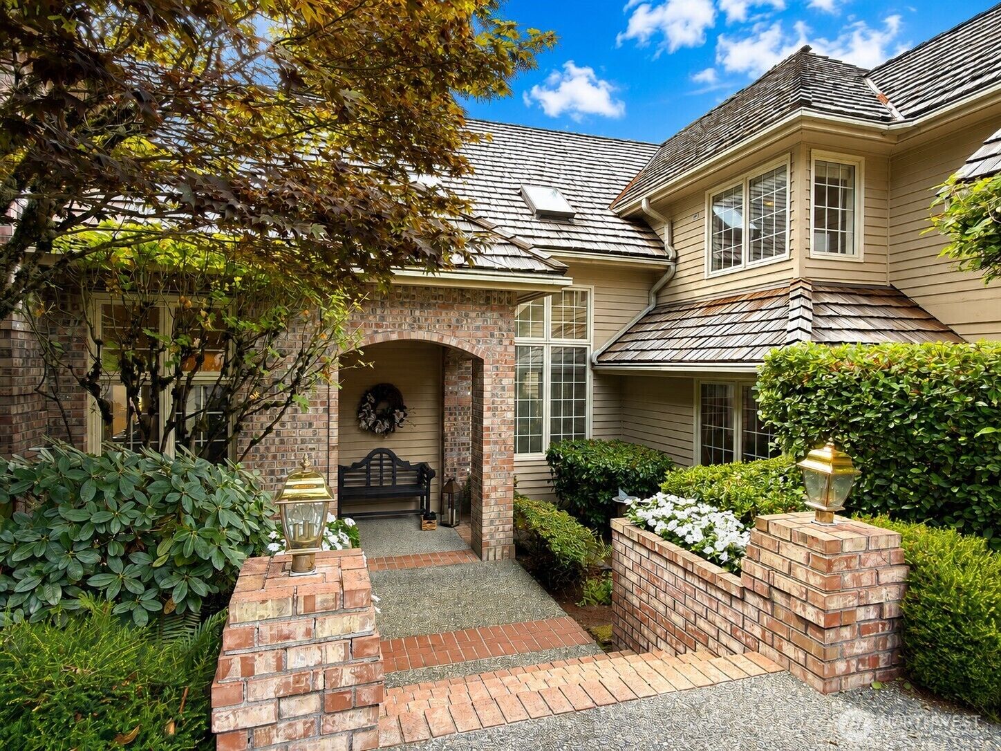 Property Photo:  13713  209th Avenue NE  WA 98077 