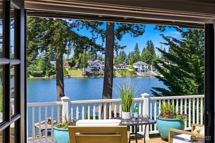Property Photo:  7110  Vandermark Road E  WA 98391 
