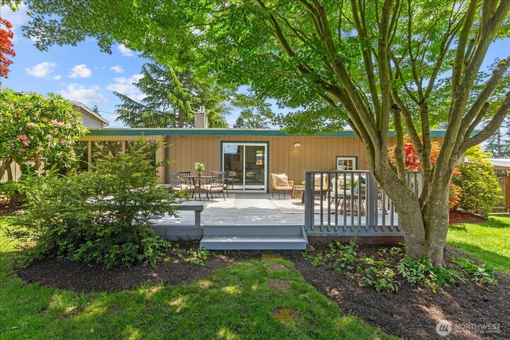 Property Photo: 7111 191st Place SW WA 98036