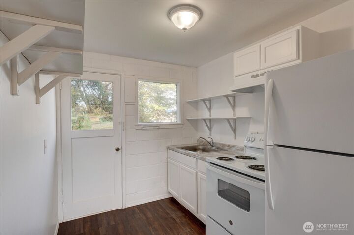 Property Photo:  33020  State Route 20 1-14  WA 98277 