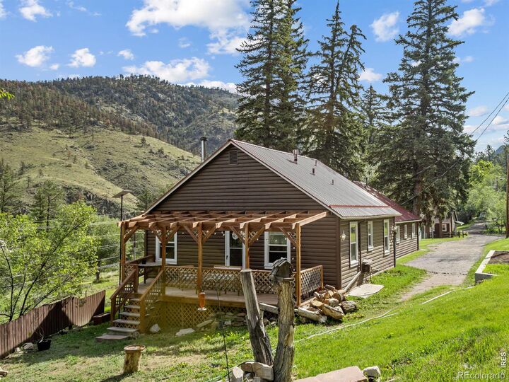 Property Photo:  1110 W Highway 34  CO 80537 