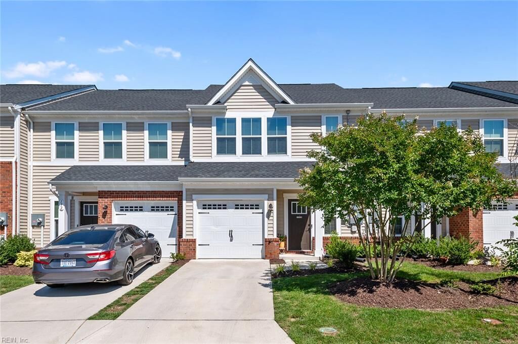 Property Photo: 130 Two Penny Pl 8C VA 23185