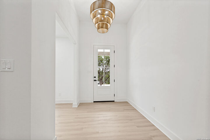 Property Photo:  128 Mountain View Trl  TX 78006 