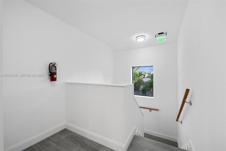 Property Photo: 1721 SW 13th St 4 FL 33145