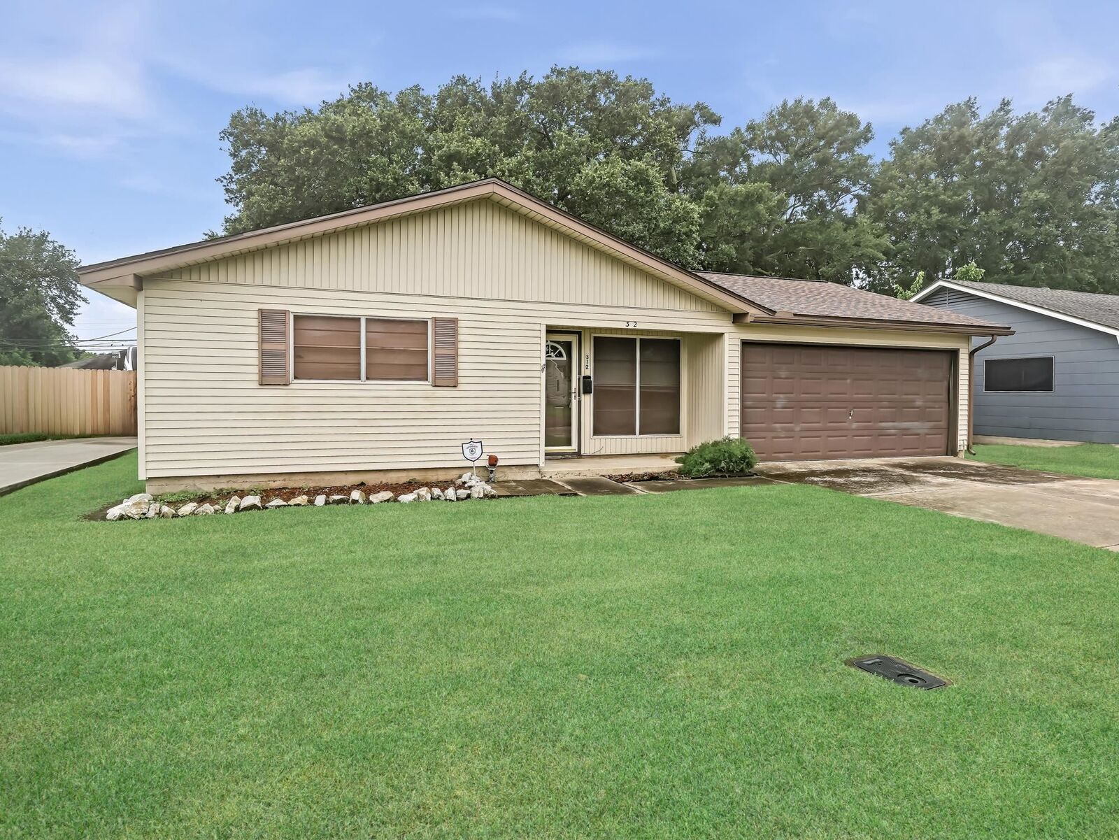 Property Photo:  312 S 1st 1/2 Street  TX 77627 