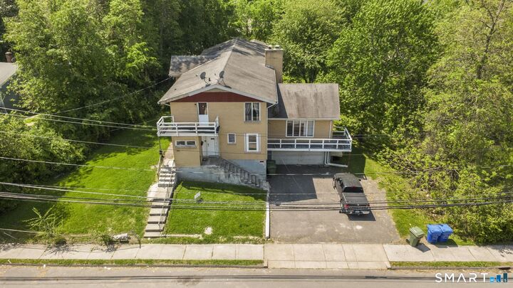 Property Photo:  193 Hampton Street  CT 06120 