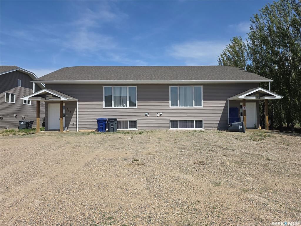 Photo de la propriété:  716 Columbia Avenue  SK S0L 1R0 