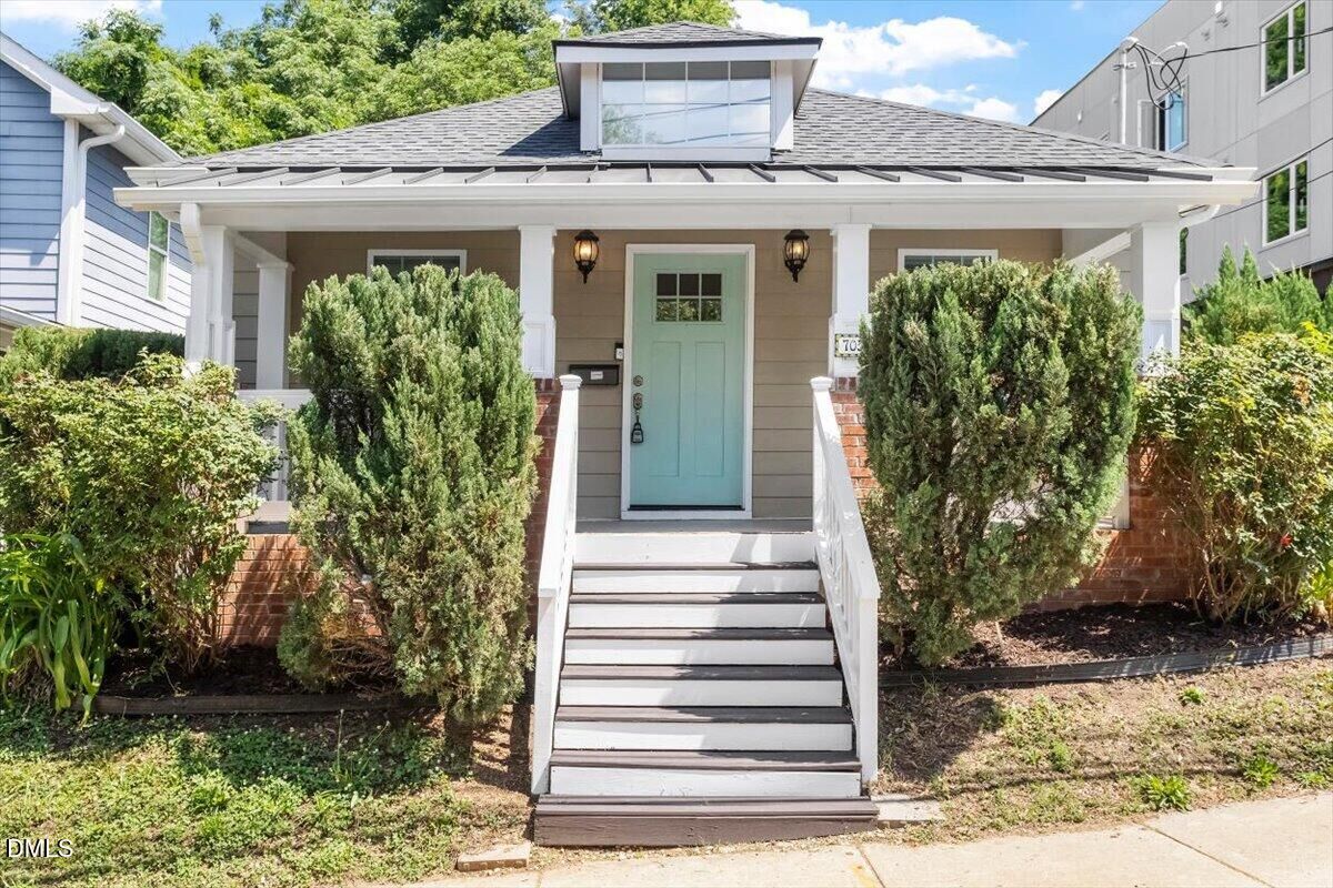 Property Photo: 705 E Lenoir Street NC 27601