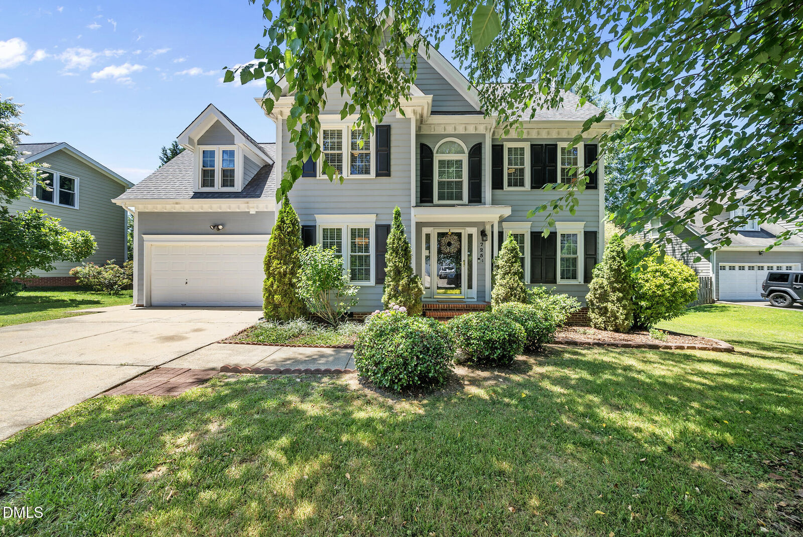 Property Photo: 725 Bahama Court NC 27540