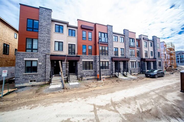 Photo de la propriété:  29 Steamboat Way  ON L1N 0M6 