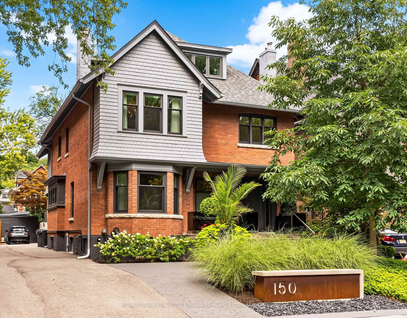 Property Photo:  150 Douglas Drive  ON M4W 2B7 