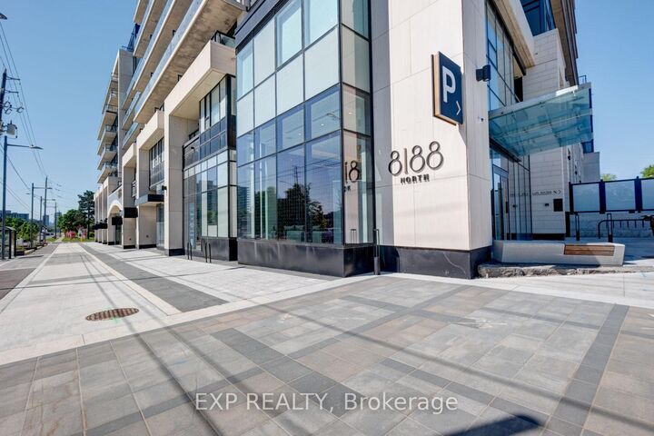 Property Photo: 8188 Yonge Street 401 ON L4J 0M2