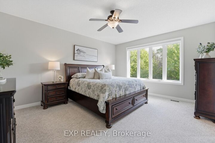 Property Photo: 25 Manor Forest Road ON L0G 1M0