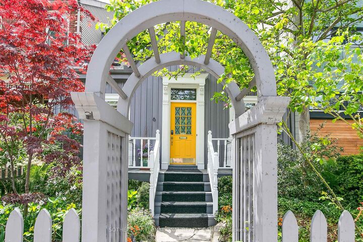 Property Photo: 6 Bowman Street ON M4X 1T9
