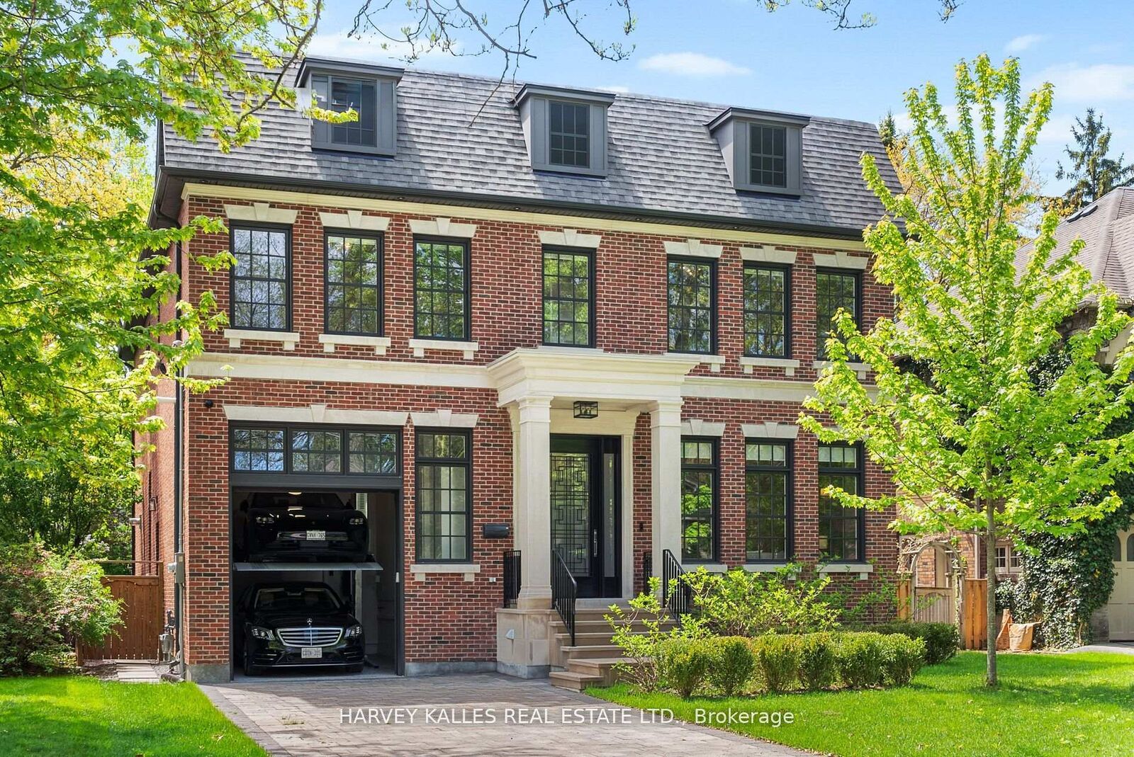 Property Photo: 163 Cortleigh Boulevard ON M5N 1P6