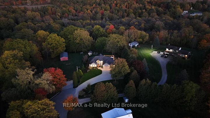 9442 Richmond Road — photo 1