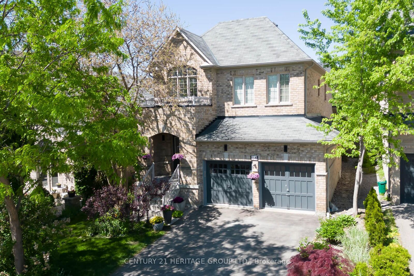 Property Photo:  14 Giordano Way  ON L6A 0J2 