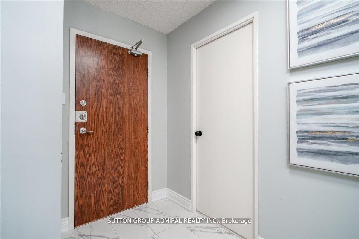 Property Photo:  133 Torresdale Avenue 1501  ON M2R 3T2 