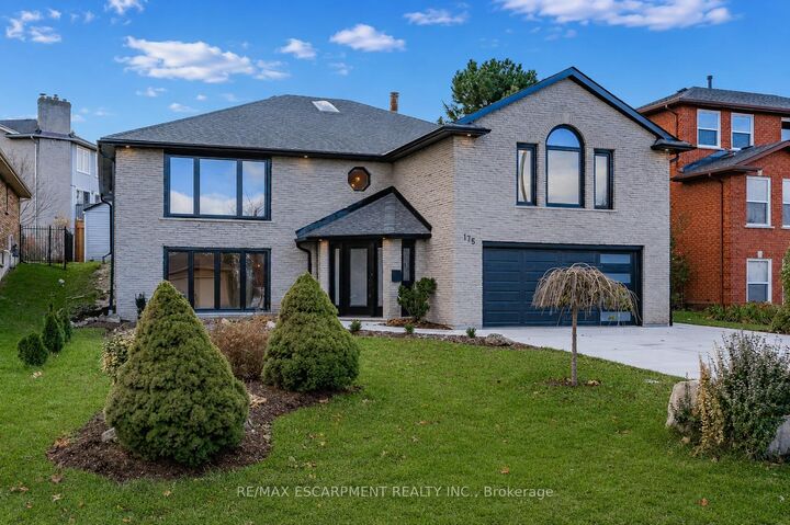 175 Bluebell Crescent — photo 1