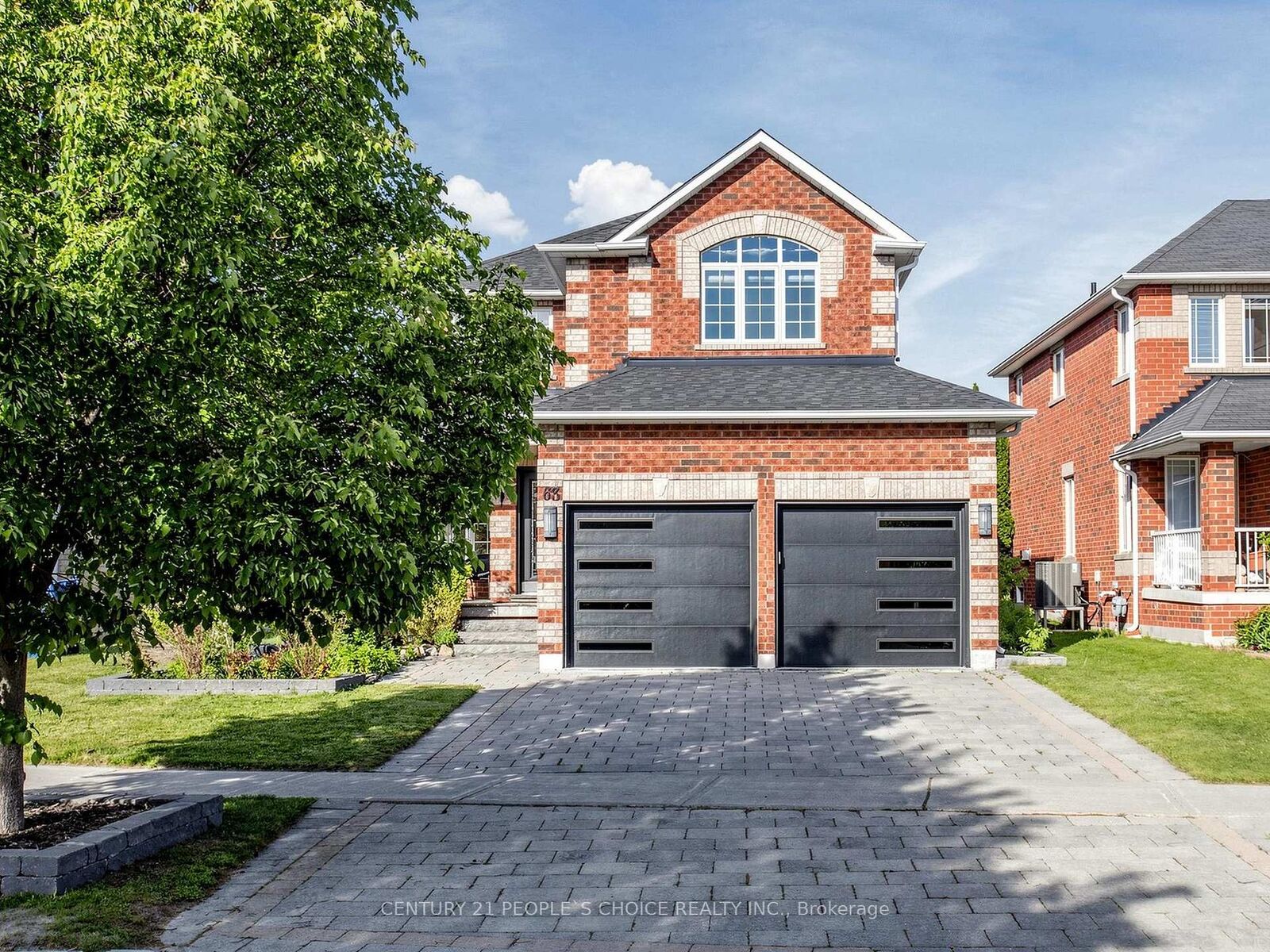 Property Photo: 63 Kerfoot Crescent ON L4P 4C1