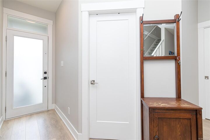 Property Photo: 1243 Flint Ave BC V9B 0Y6