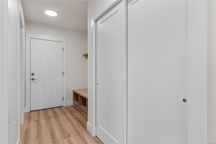 Property Photo:  45 Haliburton St #102  BC V9R 4V6 