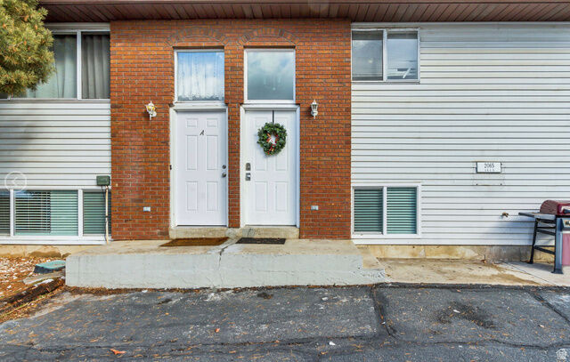 Property Photo: 2065 California Ave B UT 84606
