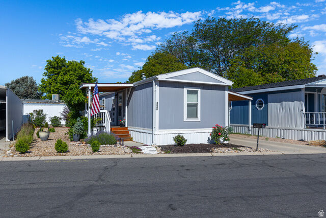 Property Photo: 4640 S Aspen Ln W UT 84123