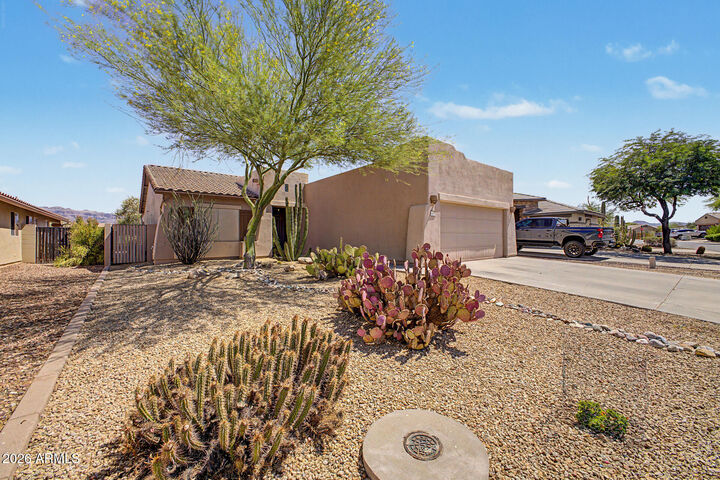 Property Photo:  10424 E Trailhead Court  AZ 85118 