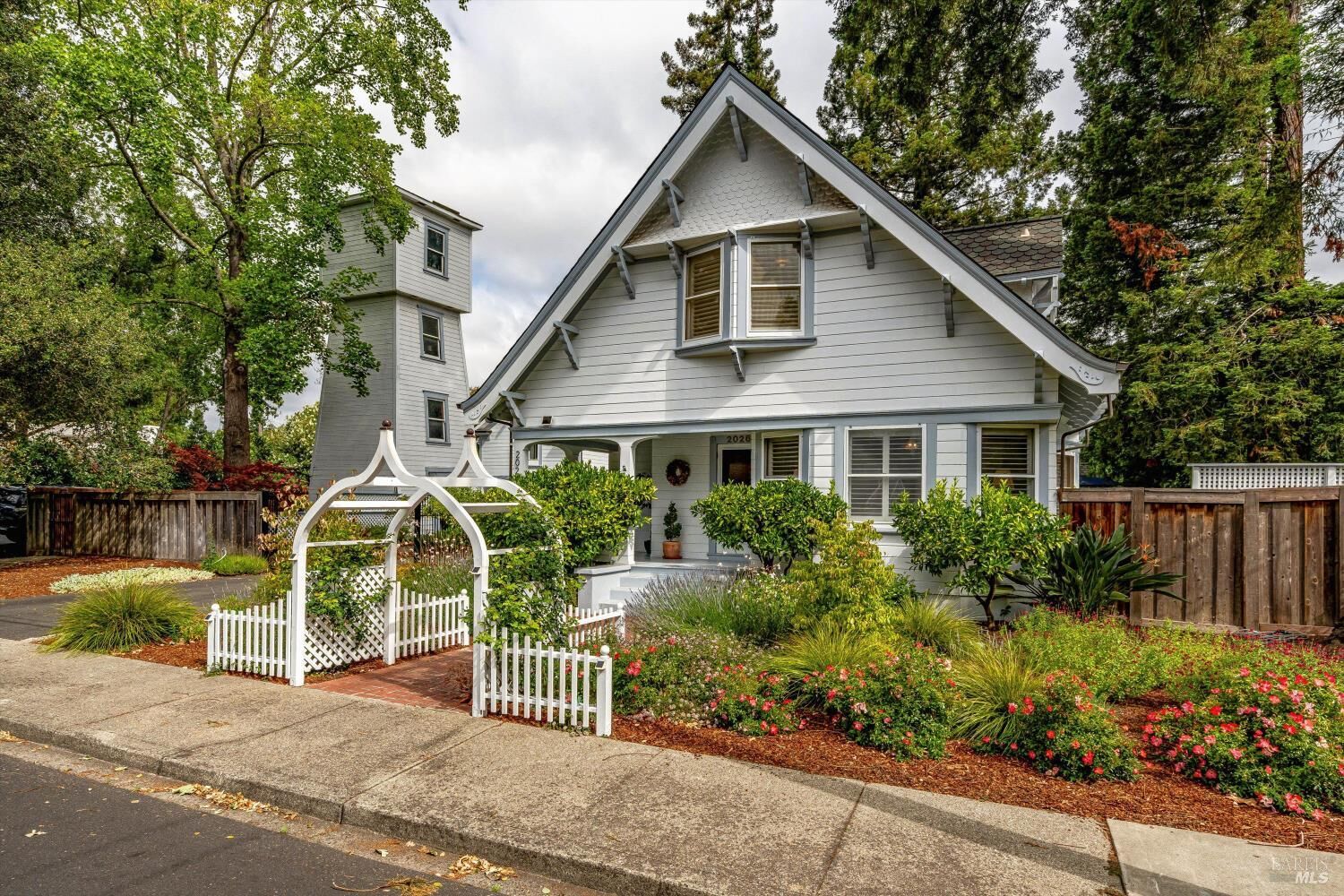 Property Photo:  2026 W F Street  CA 94558 