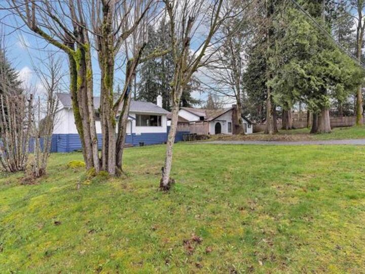 Property Photo:  10464 154A Street  BC V3R 4K1 