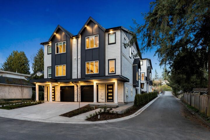 Property Photo:  2522 Campbell Avenue 1  BC V2S 4C5 