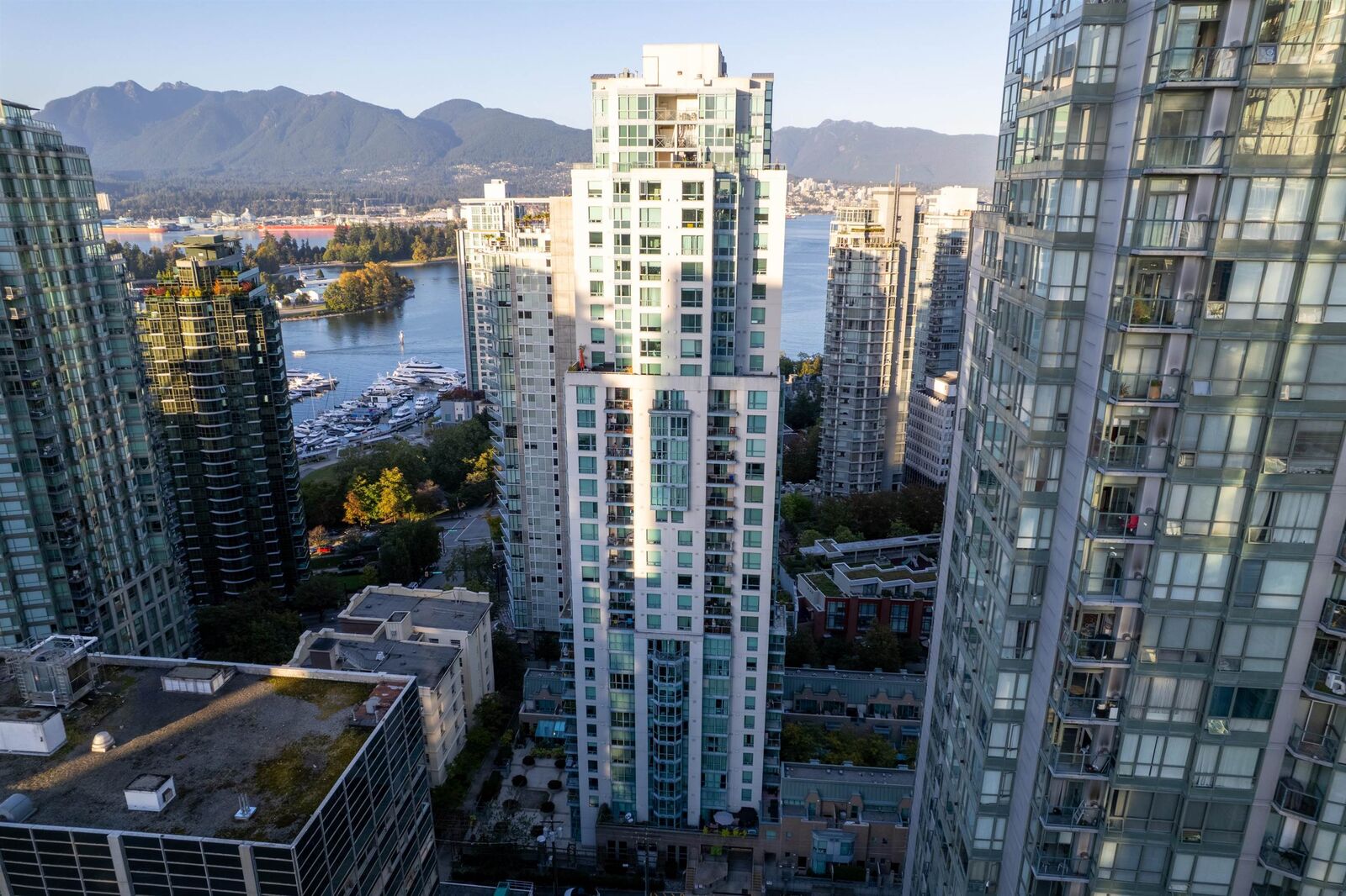 Property Photo: 1238 Melville Street 2904 BC V6E 4N2