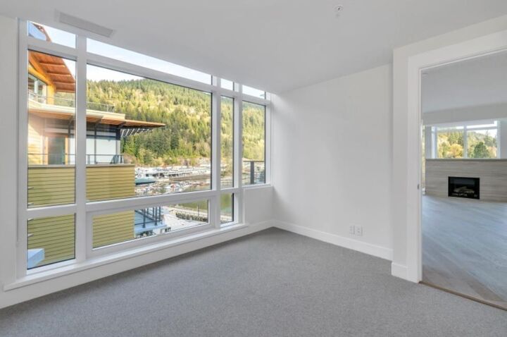 Property Photo: 6699 Nelson Avenue 603 BC V7W 2B2