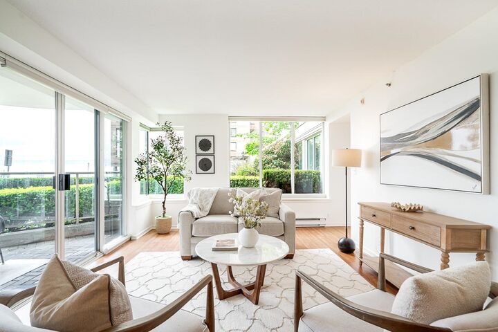Property Photo: 2243 Bellevue Avenue 1 BC V7V 1C5