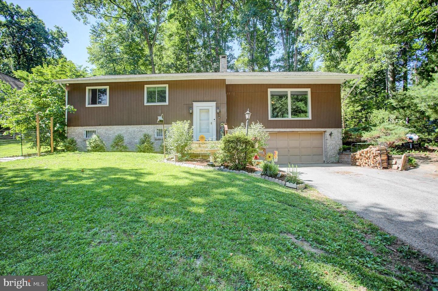Property Photo: 29 Skylark Trail PA 17320