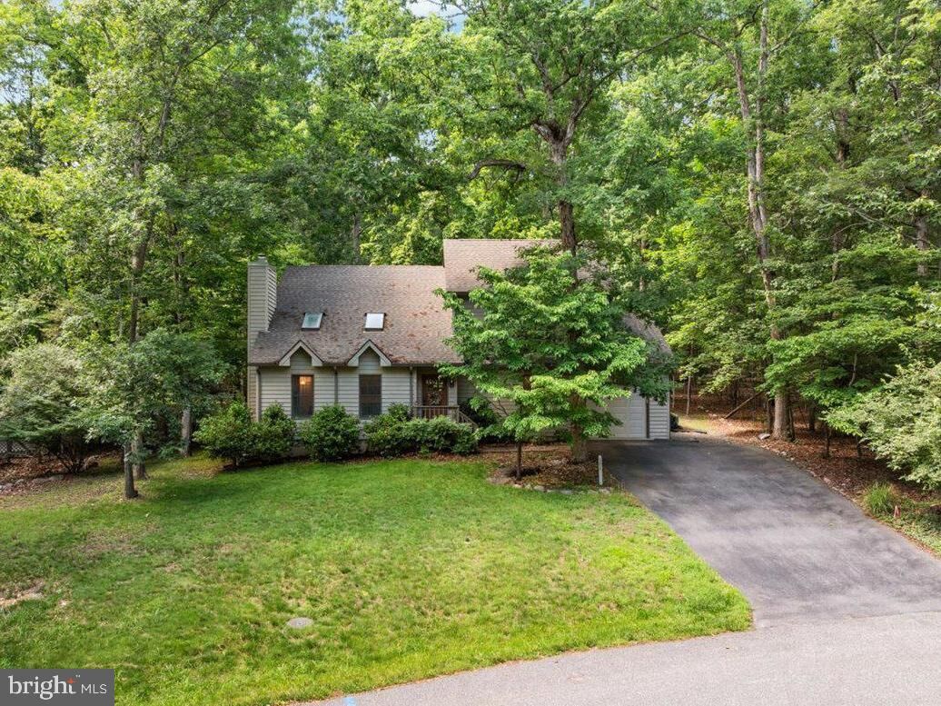 Property Photo: 171 Kaylor Circle VA 22840
