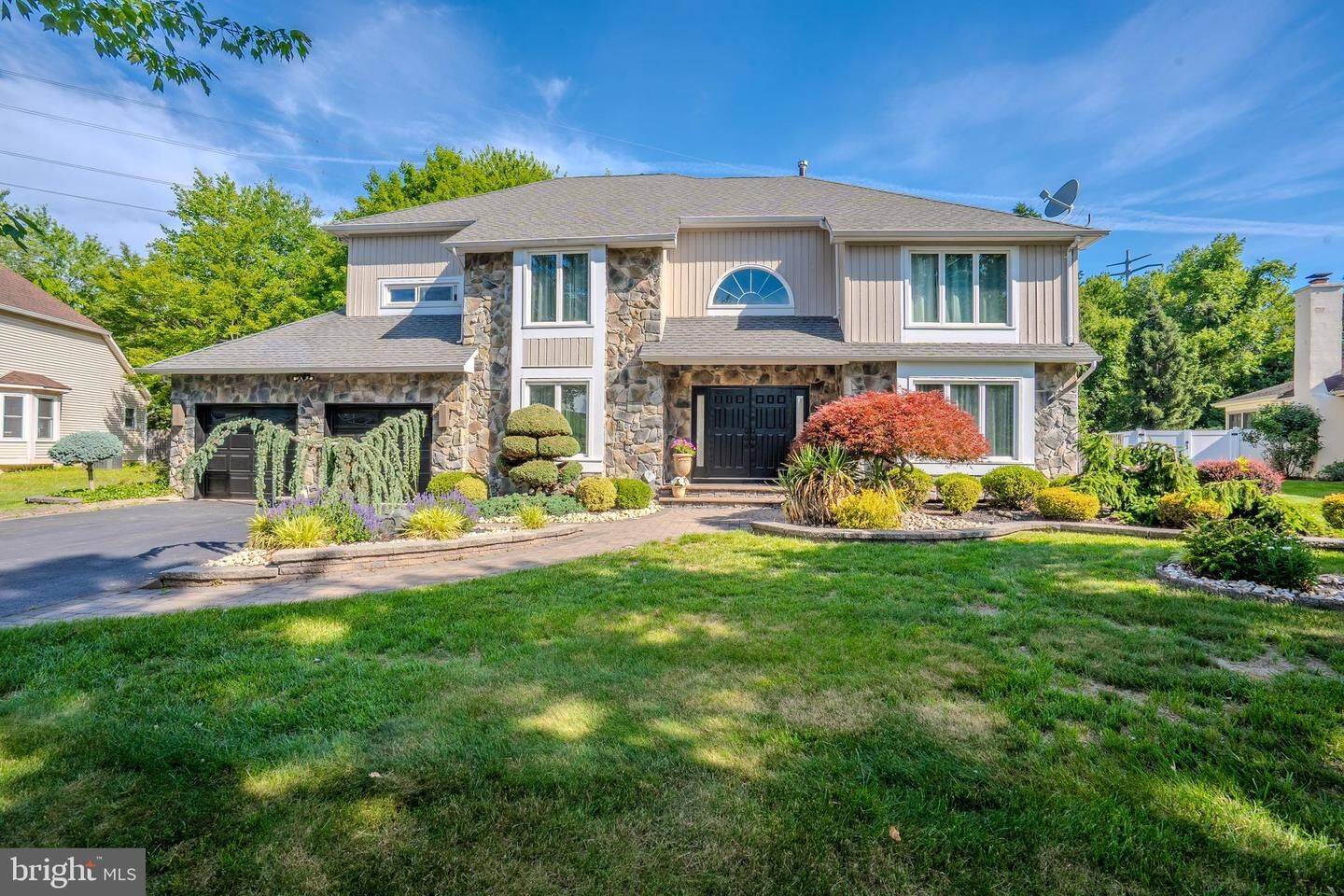 Property Photo:  61 Amherst  NJ 08550 