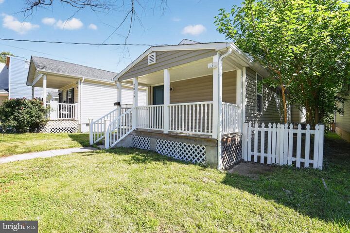 Property Photo:  2012 Newbourne Street  VA 23223 