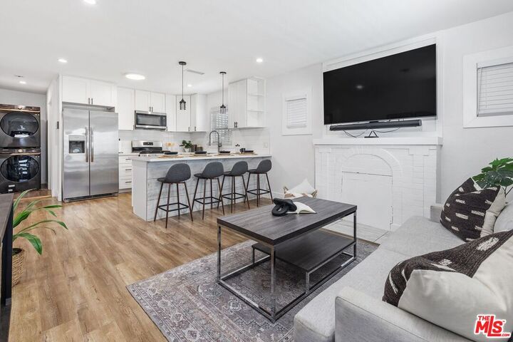 Property Photo:  1929 W 65th Pl  CA 90047 