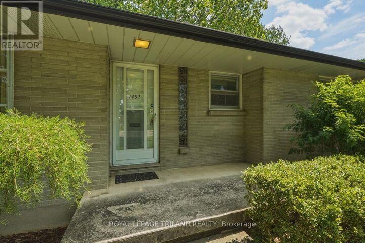 Property Photo:  1492 North Vernon Avenue  ON N5X 1N6 