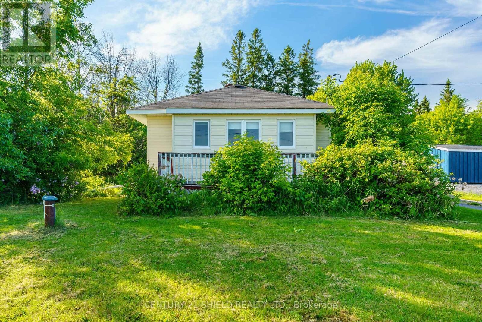 Property Photo:  16587 South County 36 Road  ON K0C 1P0 