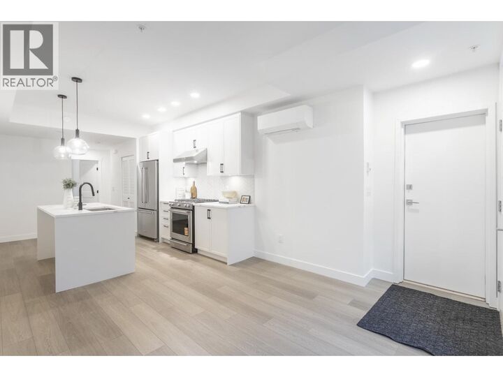 Property Photo:  720 Robinson Street 120  BC V3J 0P9 