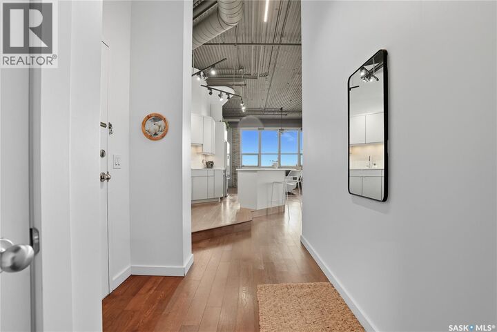Photo de la propriété: 503 211 D Avenue N SK S7L 1M7