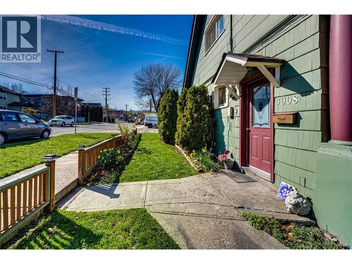 Property Photo:  3008 26 Street  BC V1T 4V1 