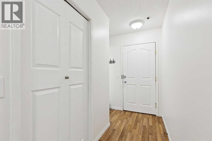 Property Photo:  649 Marsh Road Northeast  AB T2E 5B4 