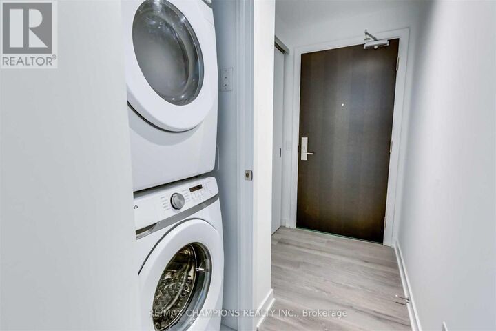 Property Photo:  55 Ontario Street 1209  ON M5A 0T8 