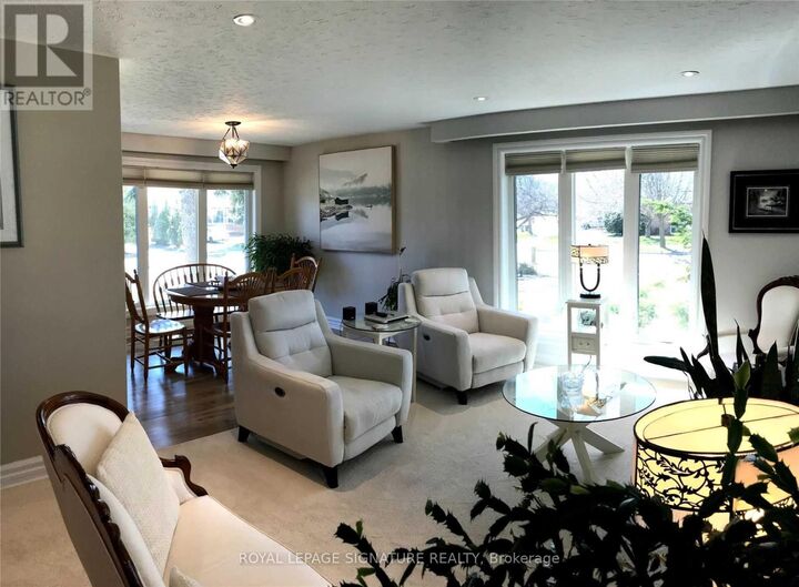 Property Photo:  2 Learmont Drive Main  ON M9R 2E3 
