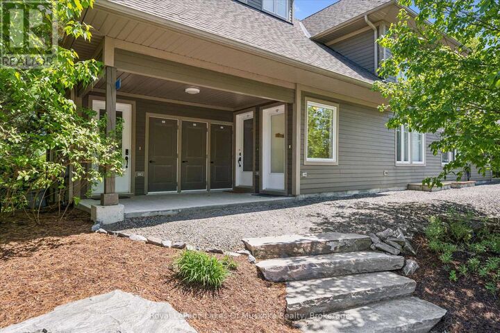 Property Photo:  1 Tree Tops Lane 101  ON P1H 1A9 