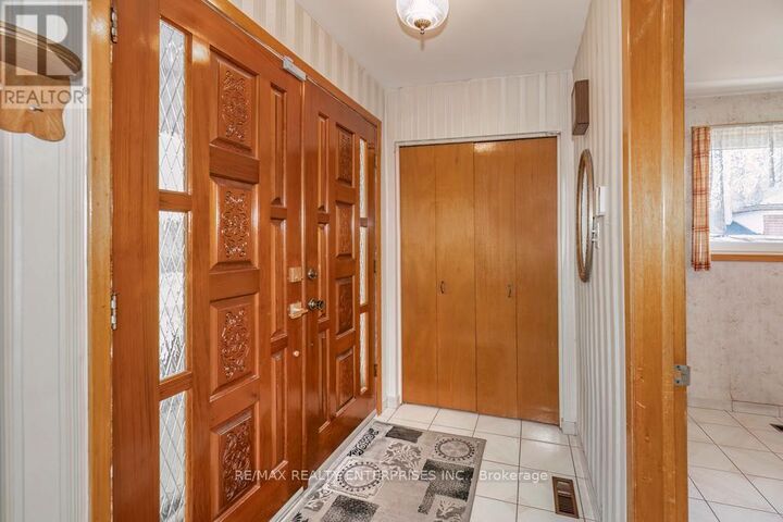 Property Photo:  7368 Redstone Road  ON L4T 2A9 